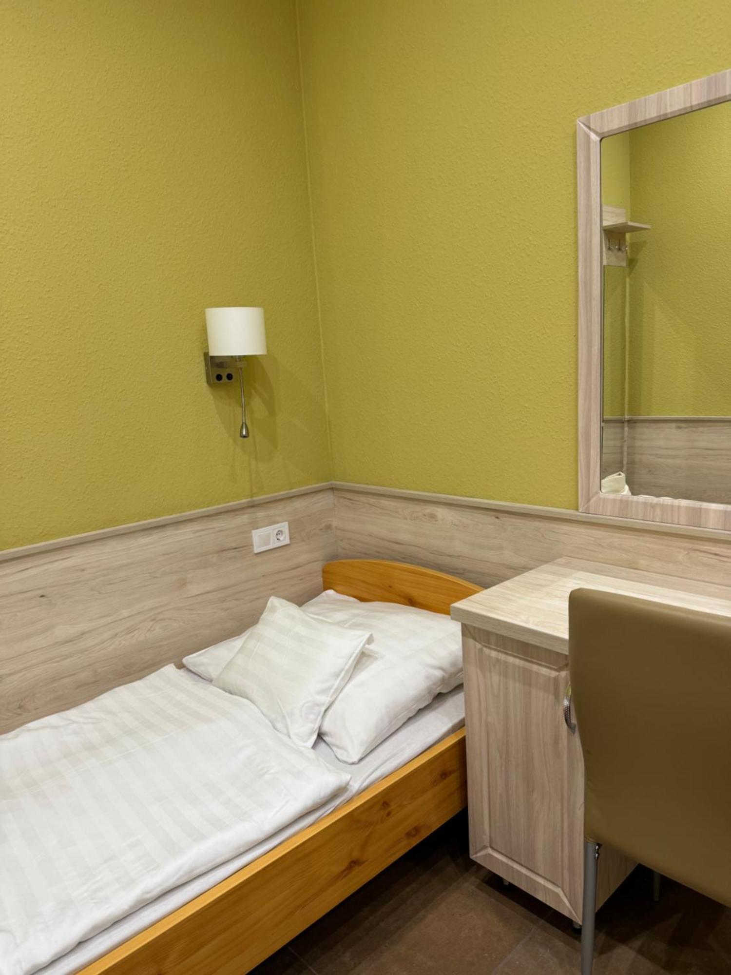 Szem-S Vendeghaz Hotel Balatonszárszó Buitenkant foto